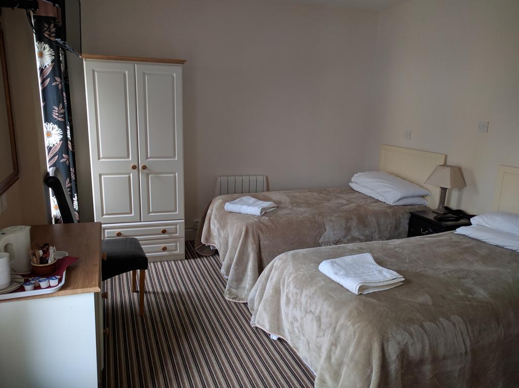 Galway Arms Inn Экстерьер фото