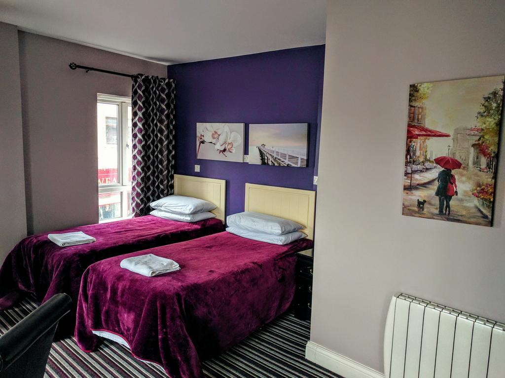 Galway Arms Inn Экстерьер фото