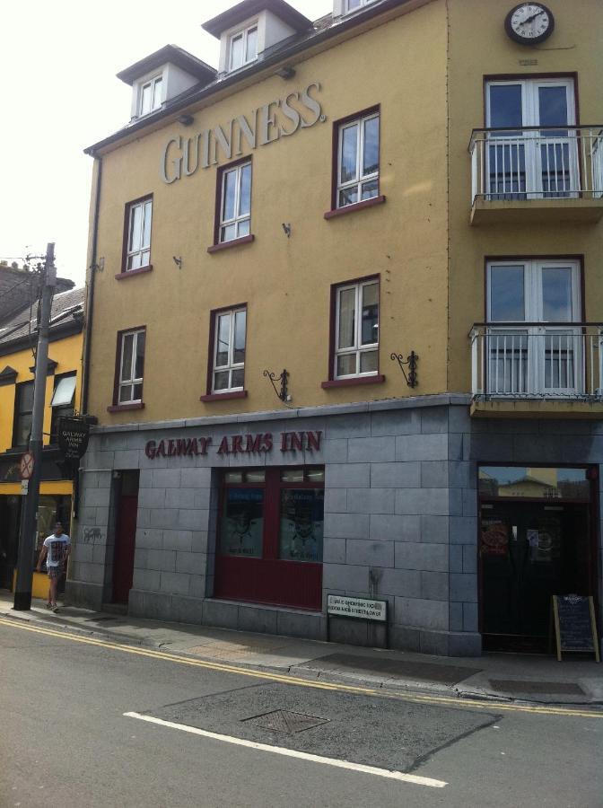 Galway Arms Inn Экстерьер фото